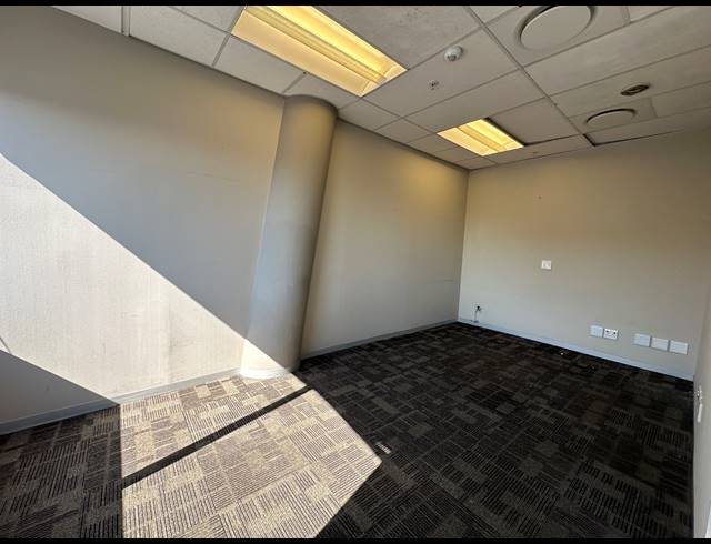 308M² OFFICE TO LET IN SANDTON CENTRAL